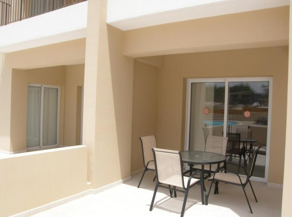 Kronos Holiday Apartments Paralímni Chambre photo